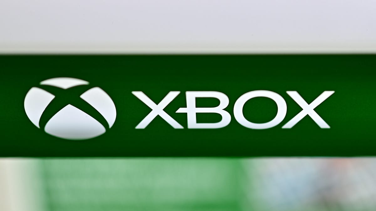 Microsoft admits it messed up and hit the Xbox Live price high