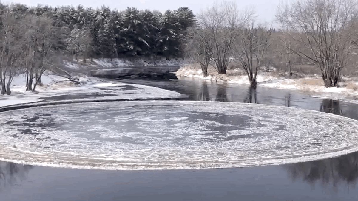 Hell Yes, Weird Ice Disk Season Is Upon Us