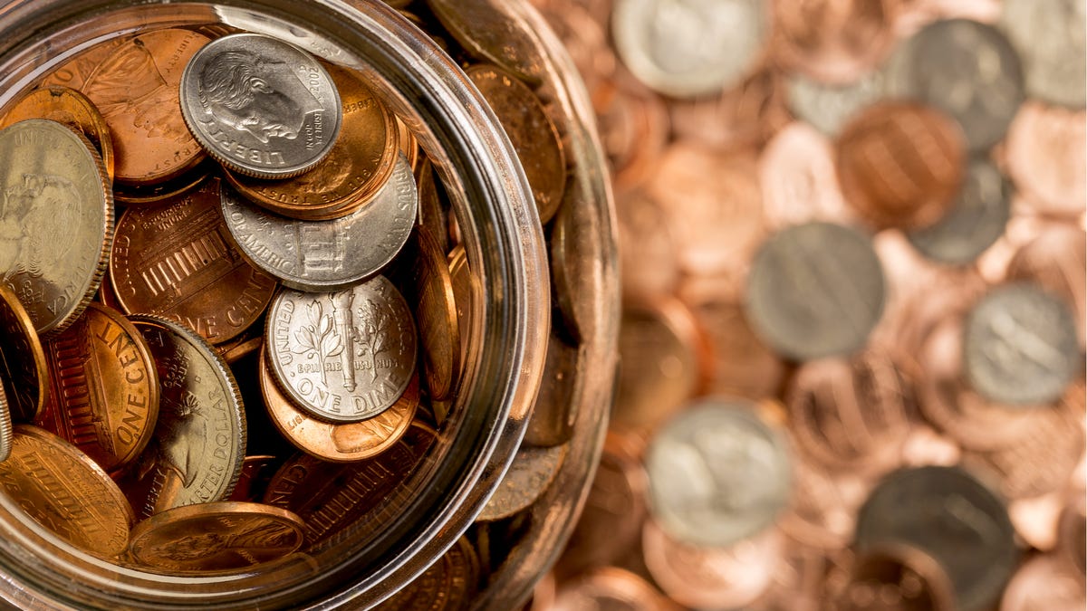 How to Estimate How Much Money Is in Your Change Jar