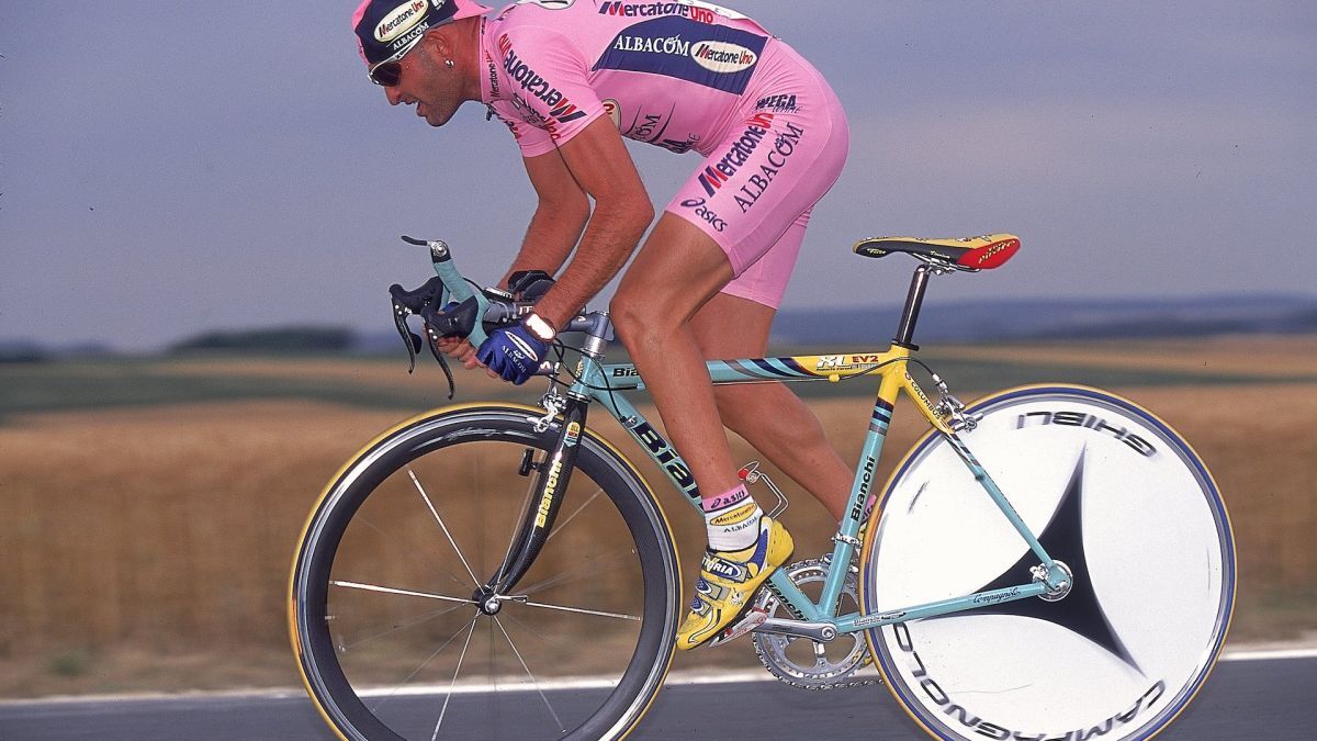 Italy S Most Beloved Cyclist Rode Hard Died Young And Might Ve Lost His Career To A Rigged Drug Test