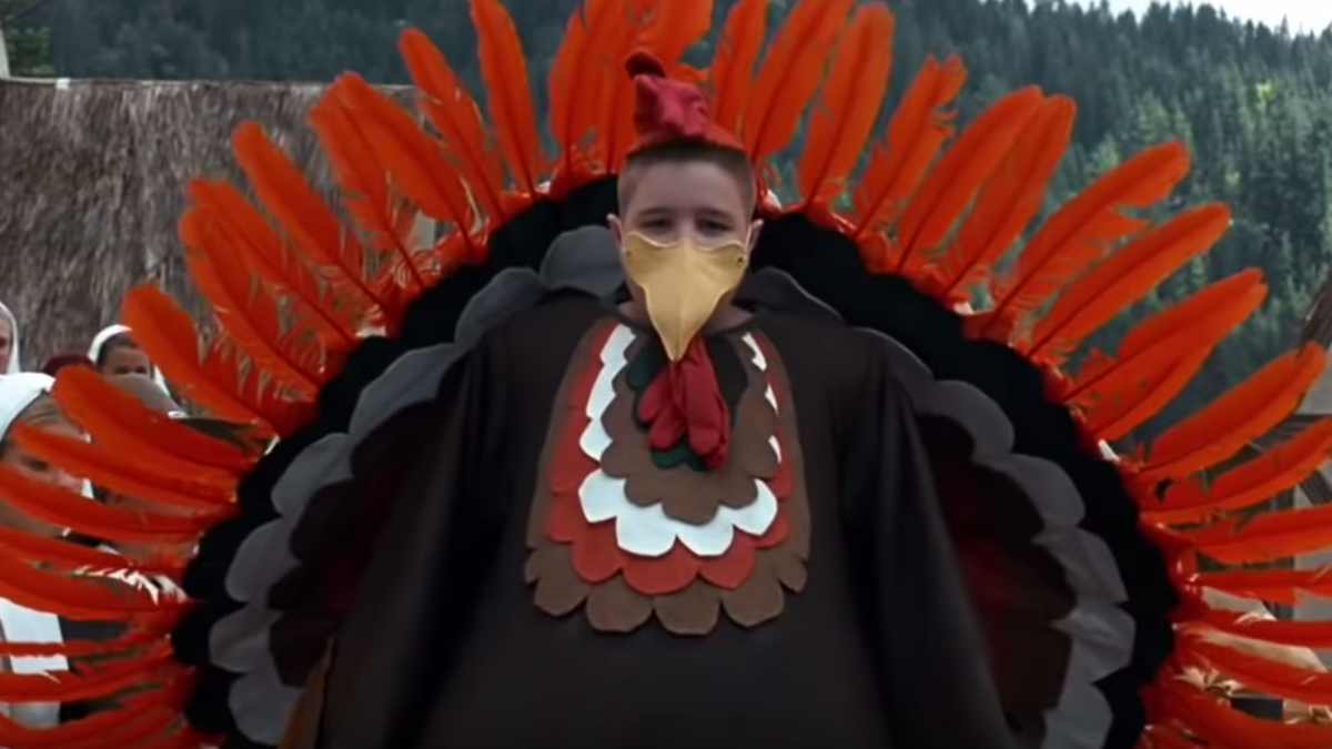The Best Thanksgiving Movies That Aren't About Thanksgiving