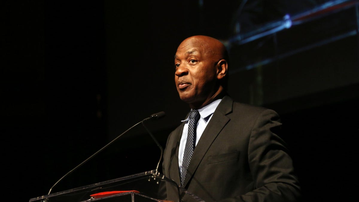 Harvard Law Professor Charles Ogletree Calls His Alzheimer S