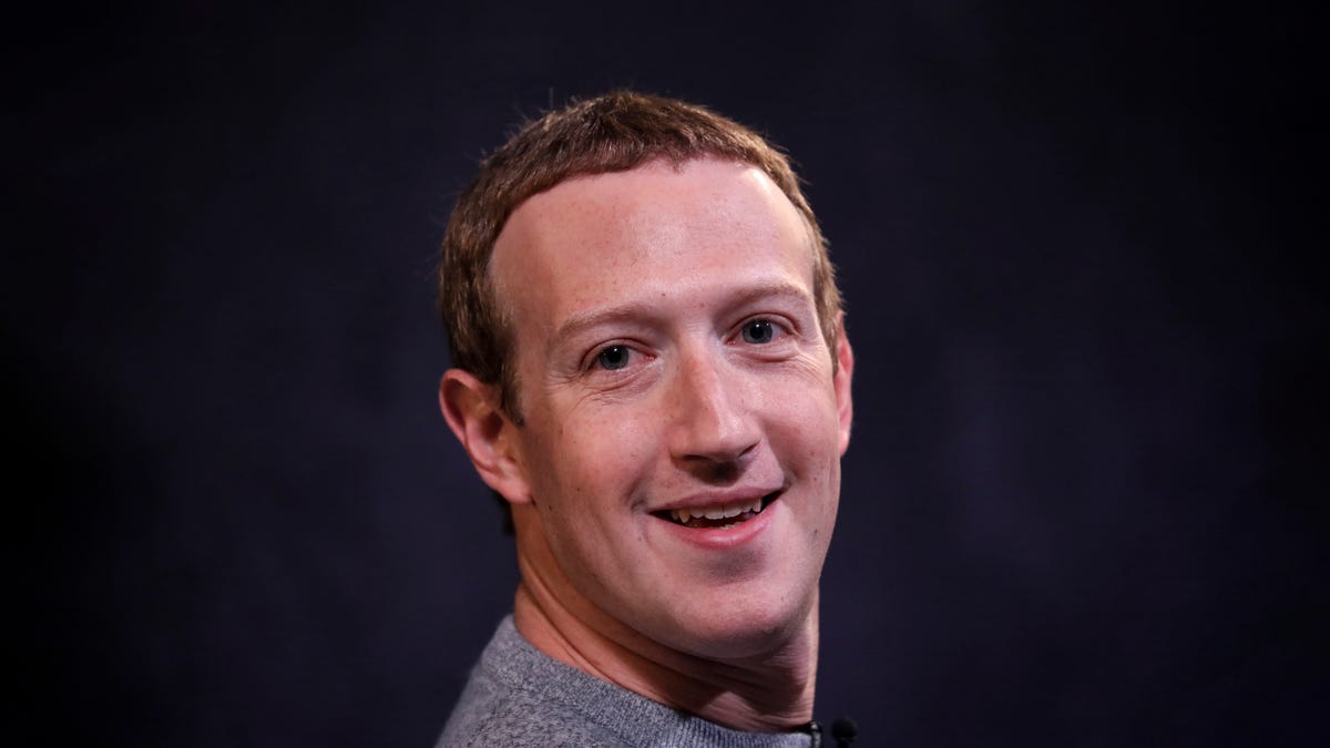 When Asked About Trump Dinner, Zuckerberg Is Suddenly a Big Fan of Privacy