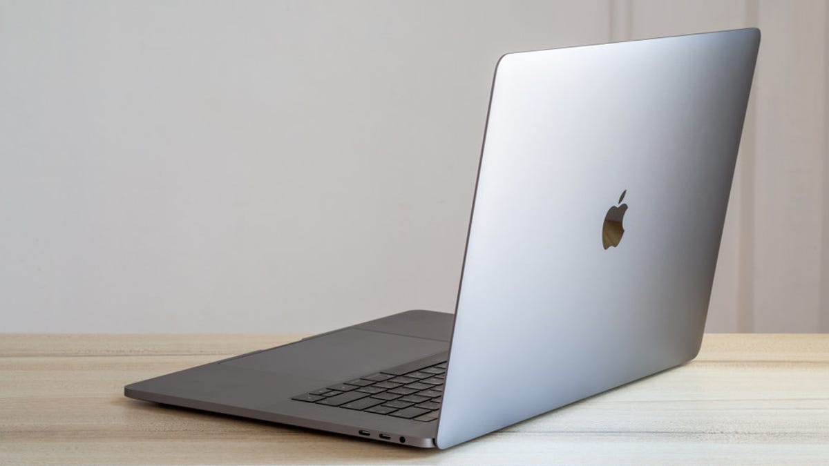 How to Get $300 Off the 2019 MacBook Pro thumbnail