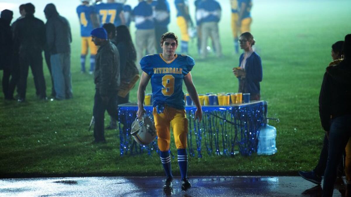 Riverdale S Second Chapter Invites You To Read Up On Its Characters