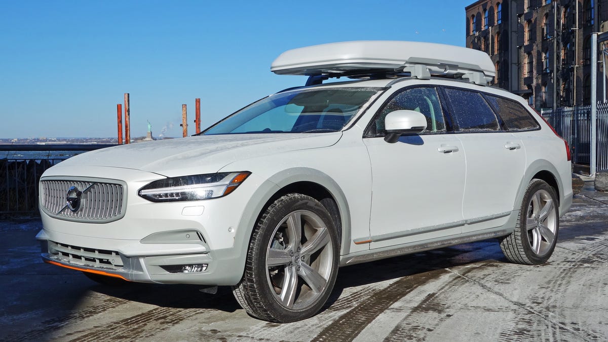 The 19 Volvo V90 Cross Country Ocean Race Is Spectacular