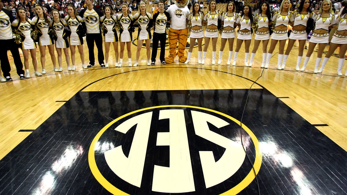 Mizzou Basketball Agrees To Pretend 2013 14 Season Didn T Happen