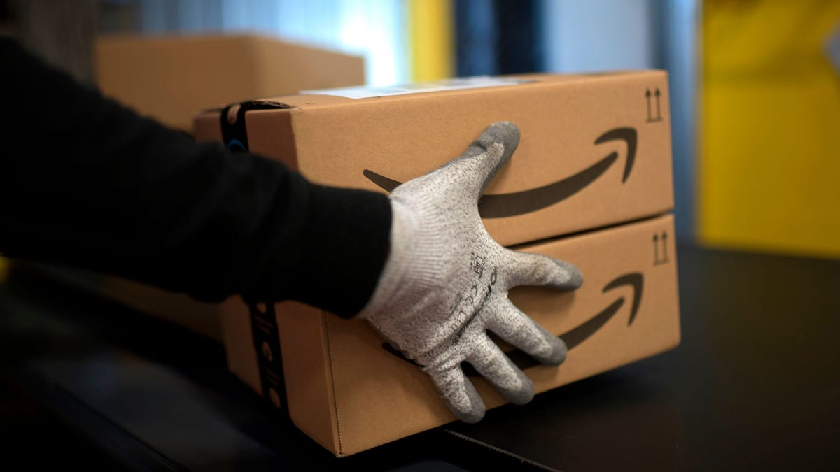 Inspired by Alabama, Amazon Workers Nationwide Talks Begin