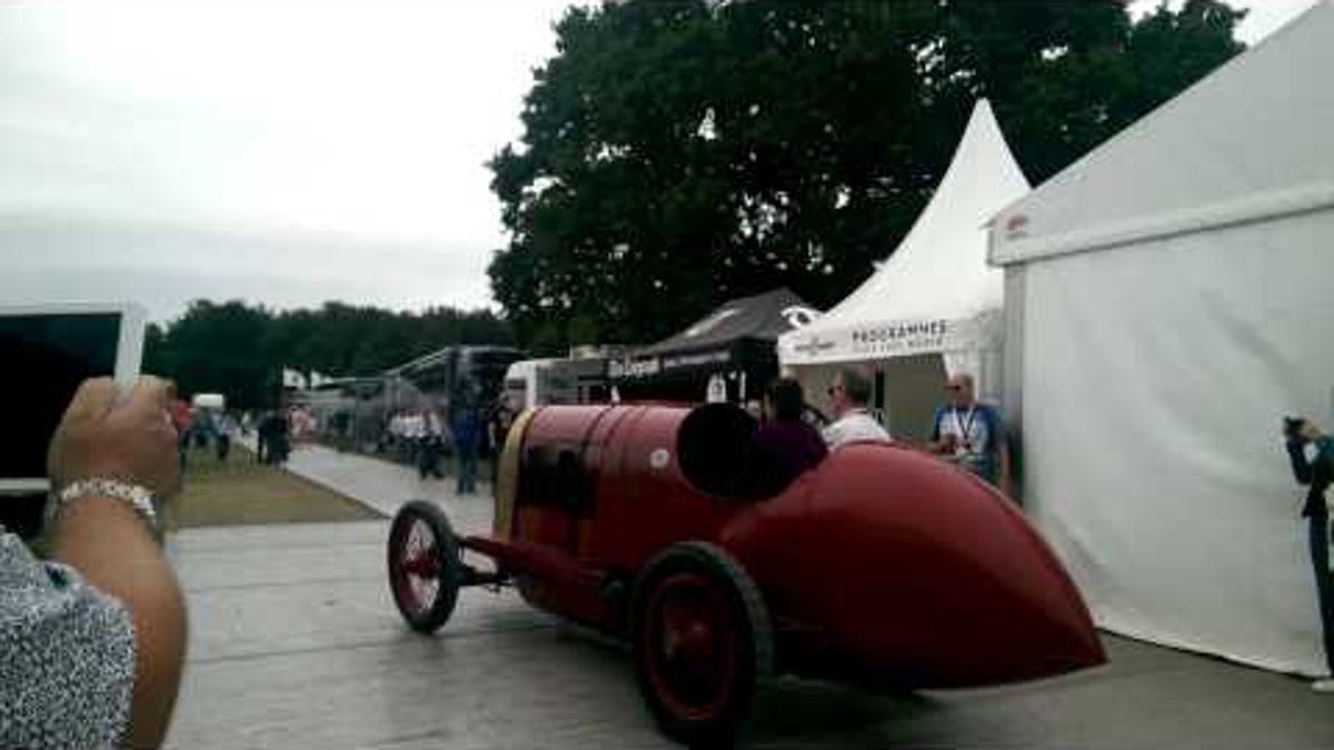 Try Not To Get Hit By A Century Old 28 5 Liter Fiat Record Car