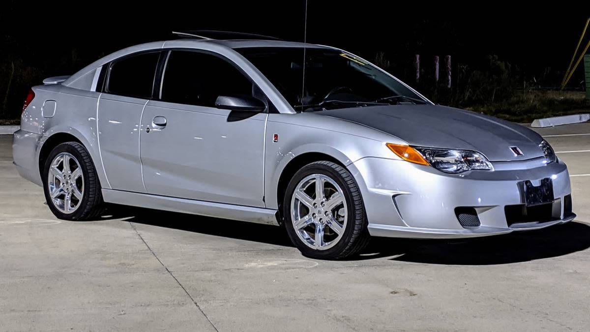 At 4 500 Could You Get Revved Up Over This 2005 Saturn Ion