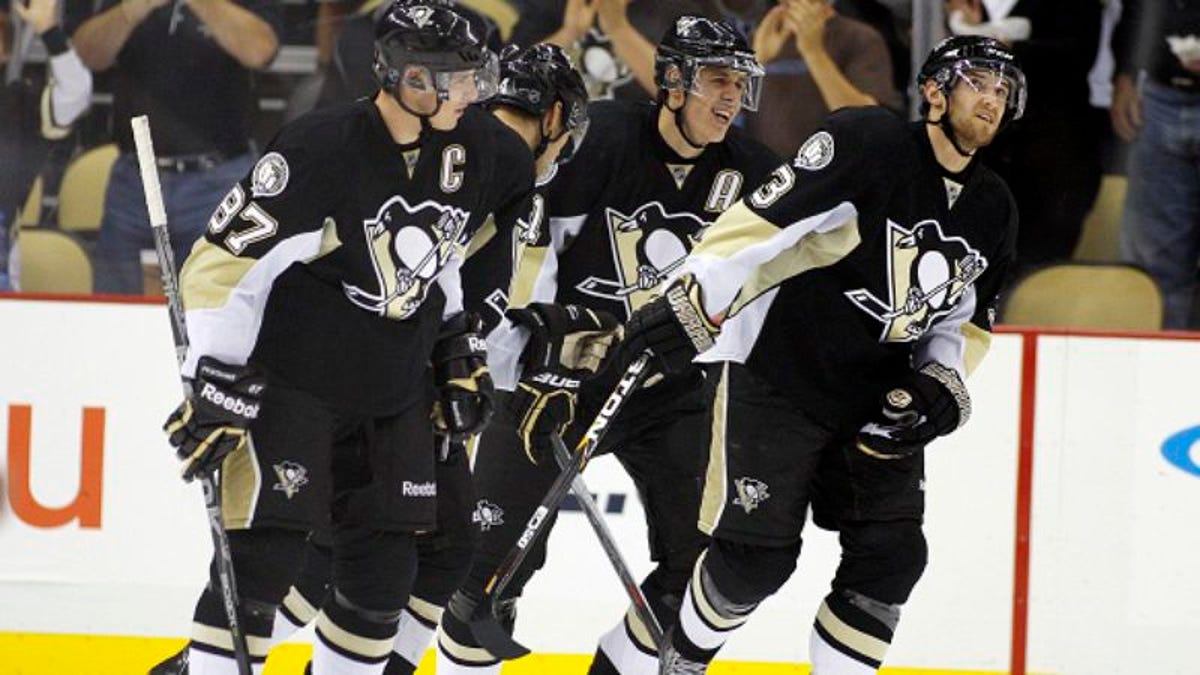 24 7 Penguins Capitals Road To The Nhl Winter Classic