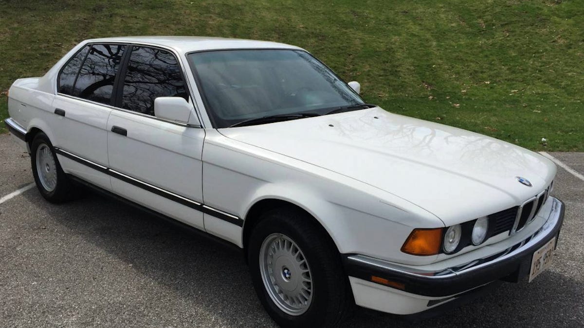 Would You Go 6 500 For This Clean Low Mileage 1989 Bmw 735i