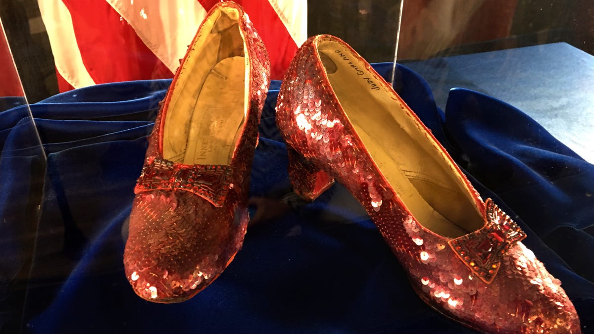 New Details On How The Fbi Tracked Down The Stolen Ruby Slippers 1037