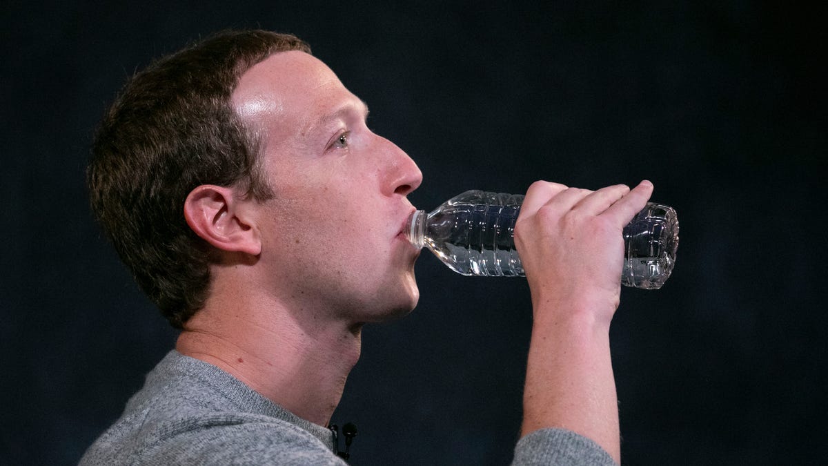 Facebook Still Screwing Up This Whole Politics Thing Pretty Bad
