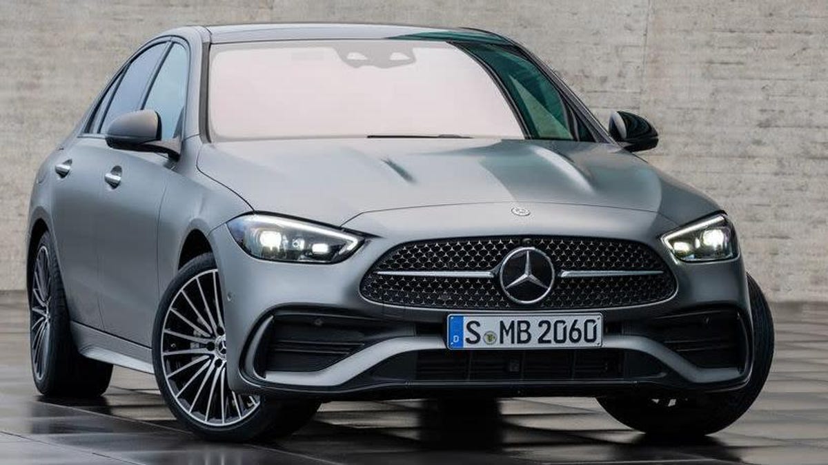 2022 C300 Edmunds Review