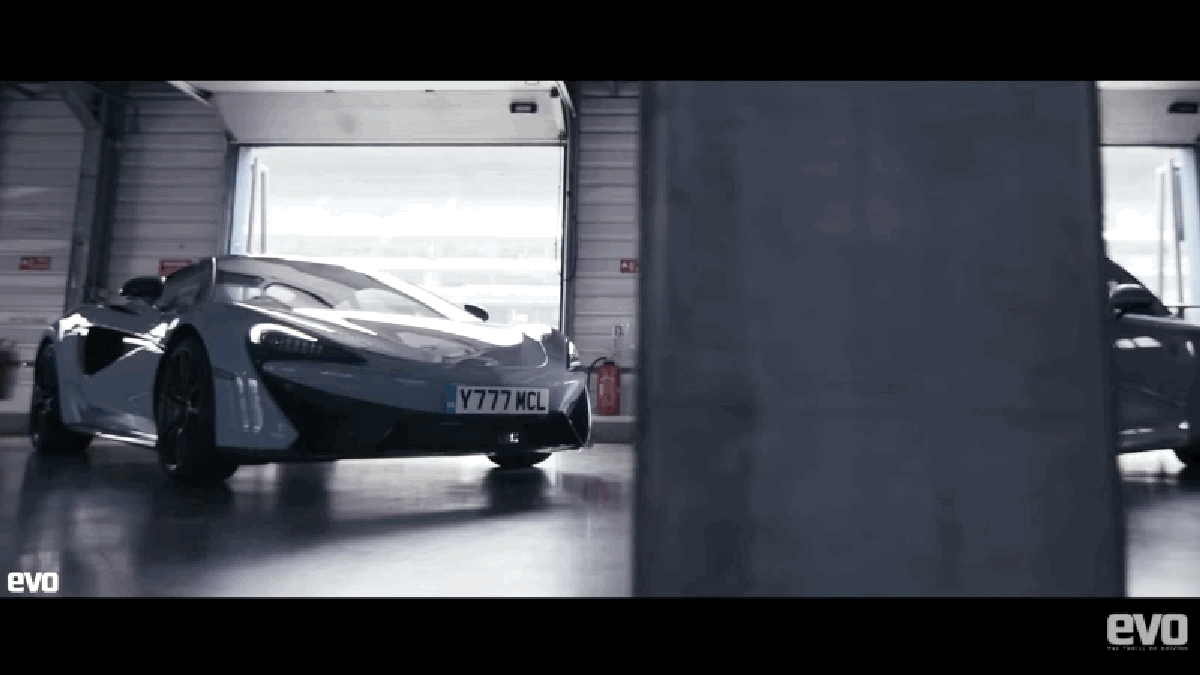 Watch The Porsche 911 Gt3 Pinch The More Powerful And More Expensive Mclaren 570s