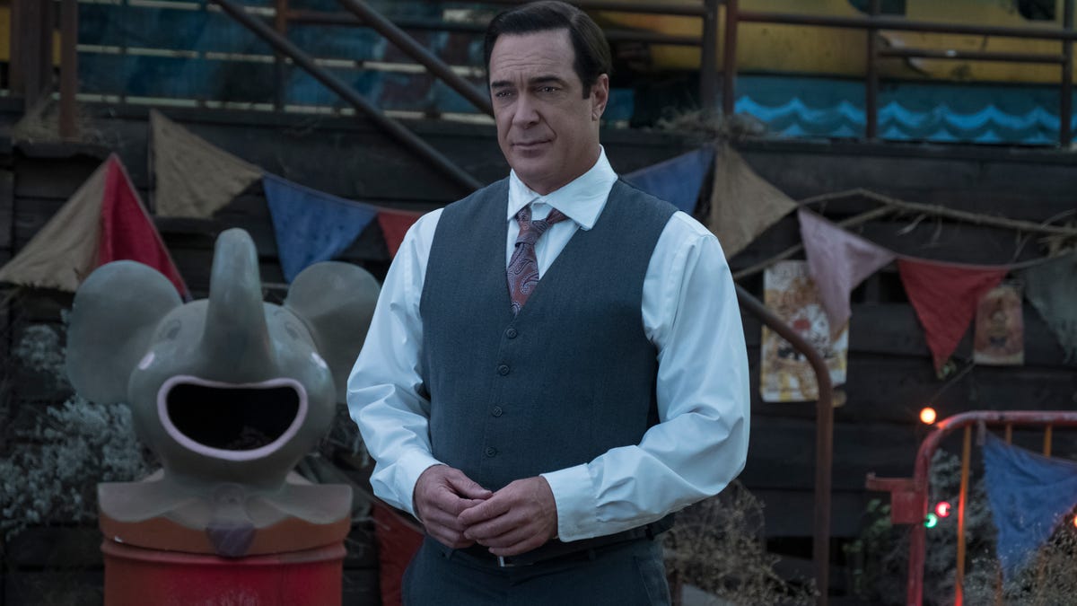 The Baudelaires Head To A Carnival As A Series Of Unfortunate Events Nears Its Season Finale