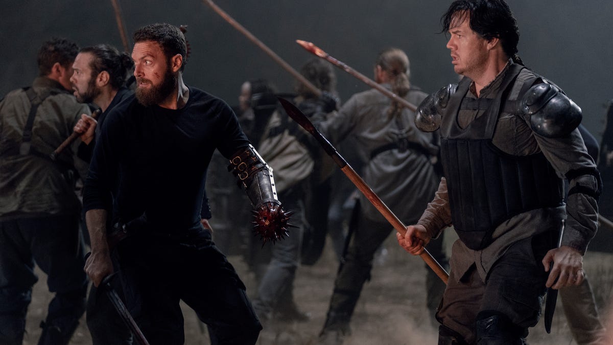 The Whisperer War Begins on a Shockingly Great Walking Dead