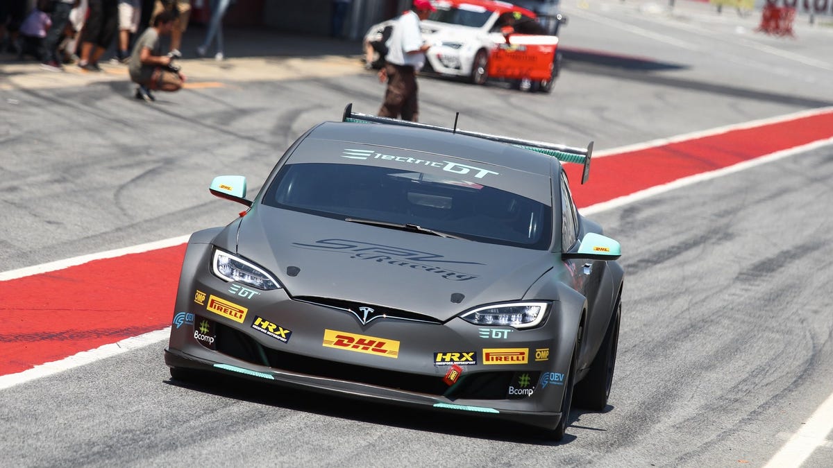 Heres What Happened With The Tesla Model S Race Car That