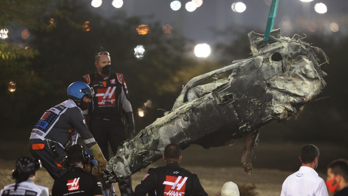 Here’s what happened when Romain Grosjean crashed in Bahrain F1