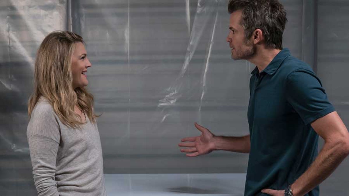 Santa Clarita Diet S Midseason Bombshell Sets Up A Killer Back Half