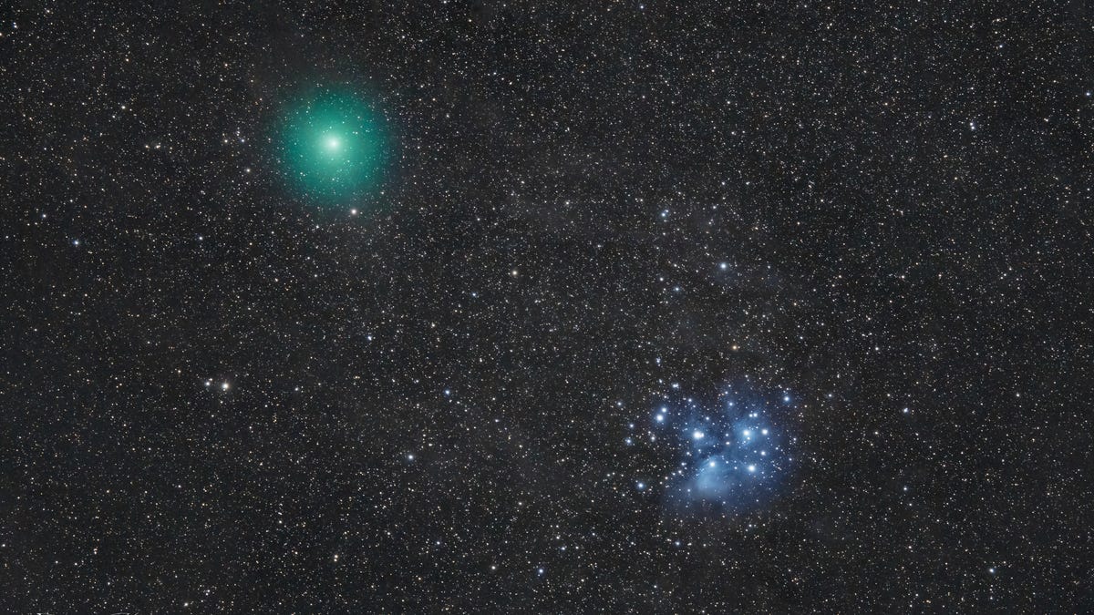 ICYMI The Best Photos of Last Week’s Green Comet