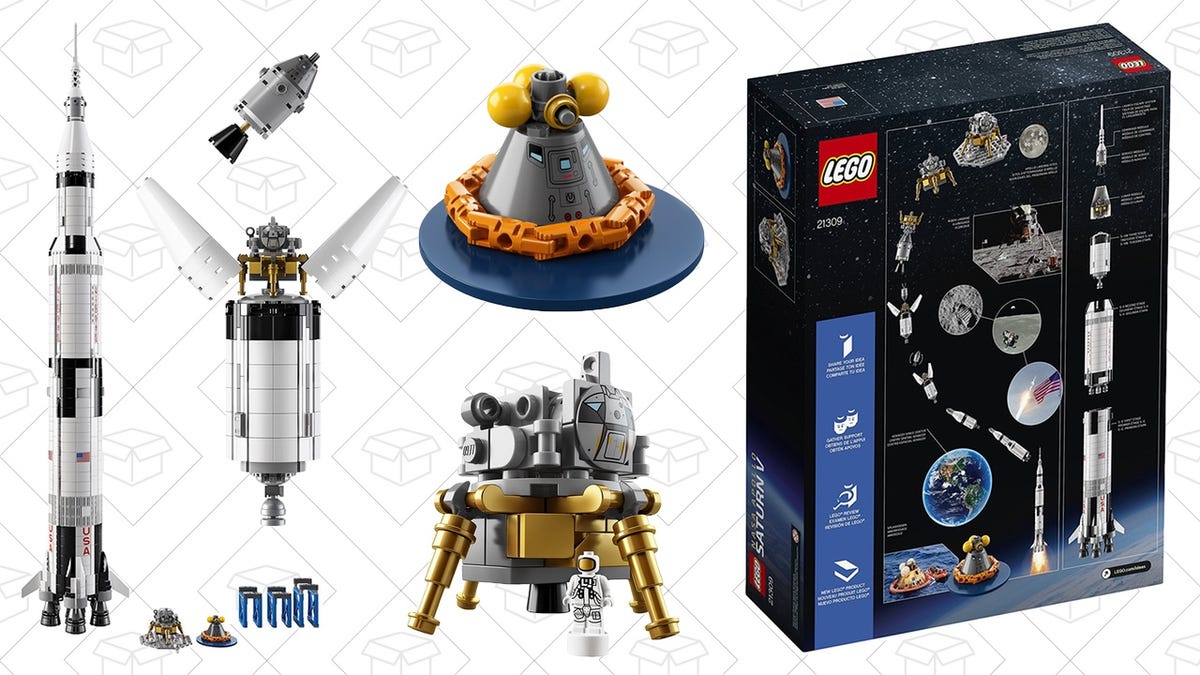 barnes and noble lego saturn v