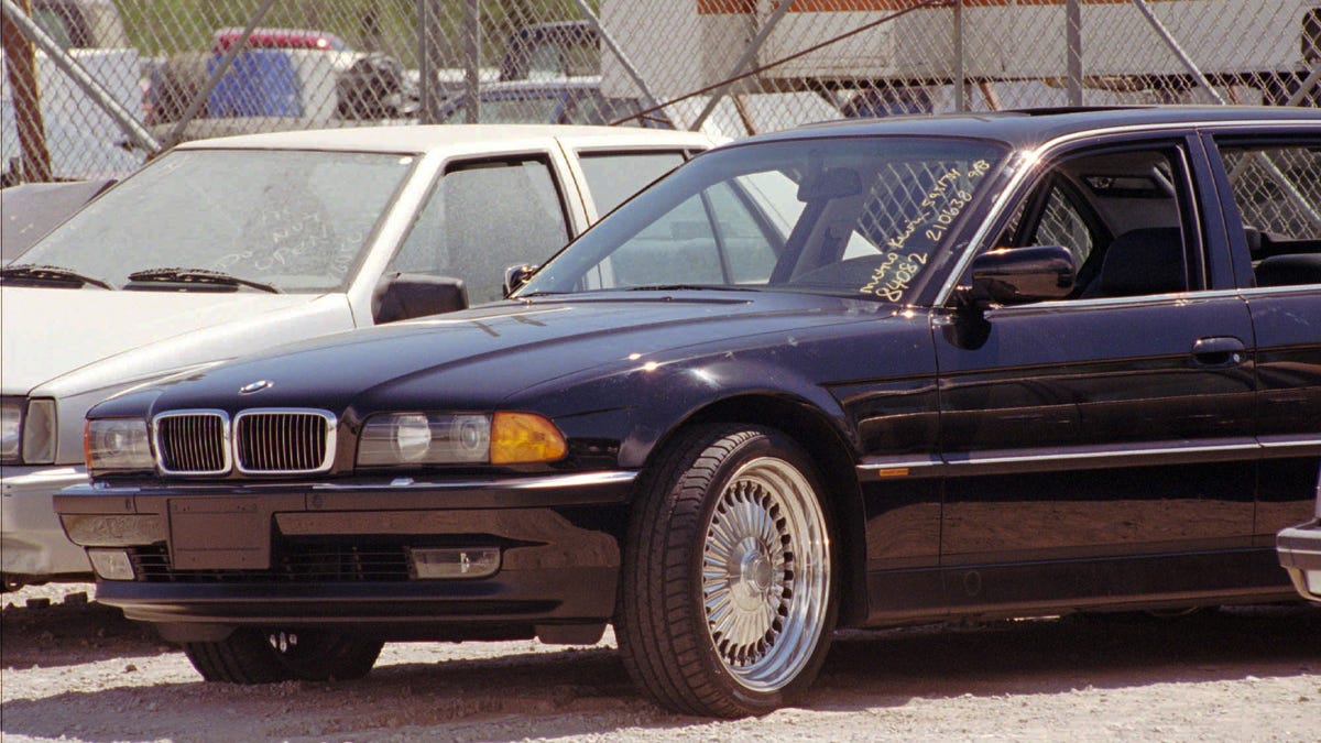 You Can Own The Bmw 7 Series Tupac Was Shot In For Only 1 5
