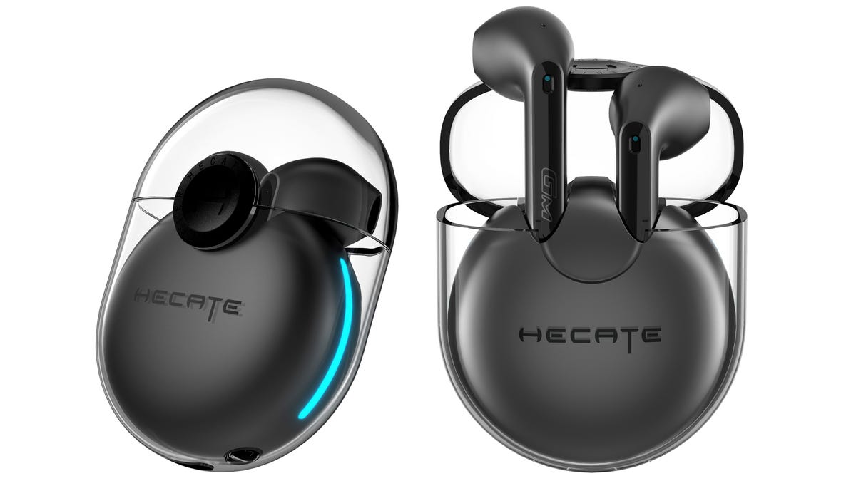 The GM5 Edifier wireless headphones have a clear charging case