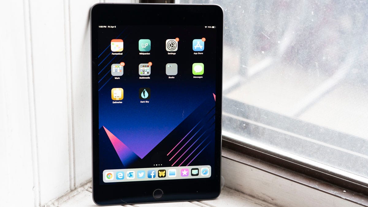 The Best Tablet Experience in 2020: iPadOS vs Windows vs ...