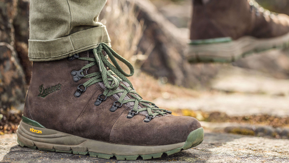 The Best Winter Travel Shoes for Men and Women