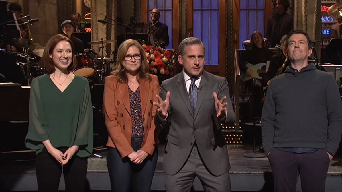 Jenna Fischer, Ellie Kemper, and Ed Helms all try to bully SNL host