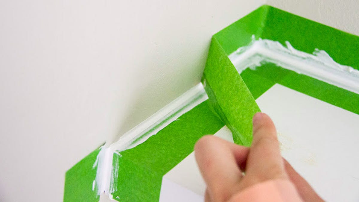 Use Painter S Tape To Get Perfectly Clean Edges When Caulking