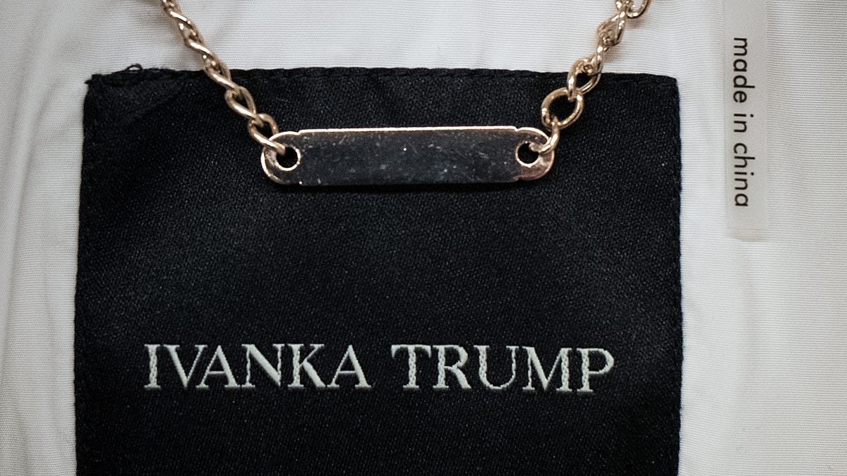 Ivanka Trump S Clothing Line Avoids China Trade Tariffs