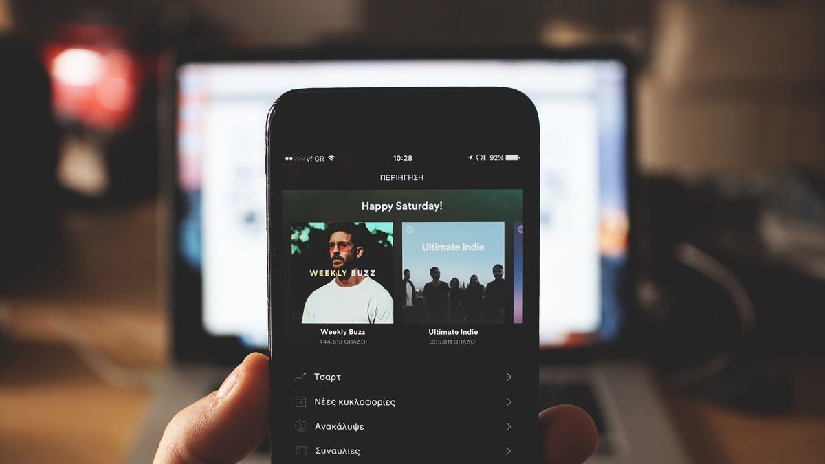 Here’s How to Share Spotify Songs Without Leaving iMessage