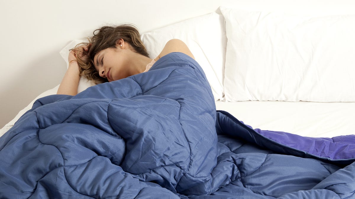 Pros And Cons Of Weighted Blankets