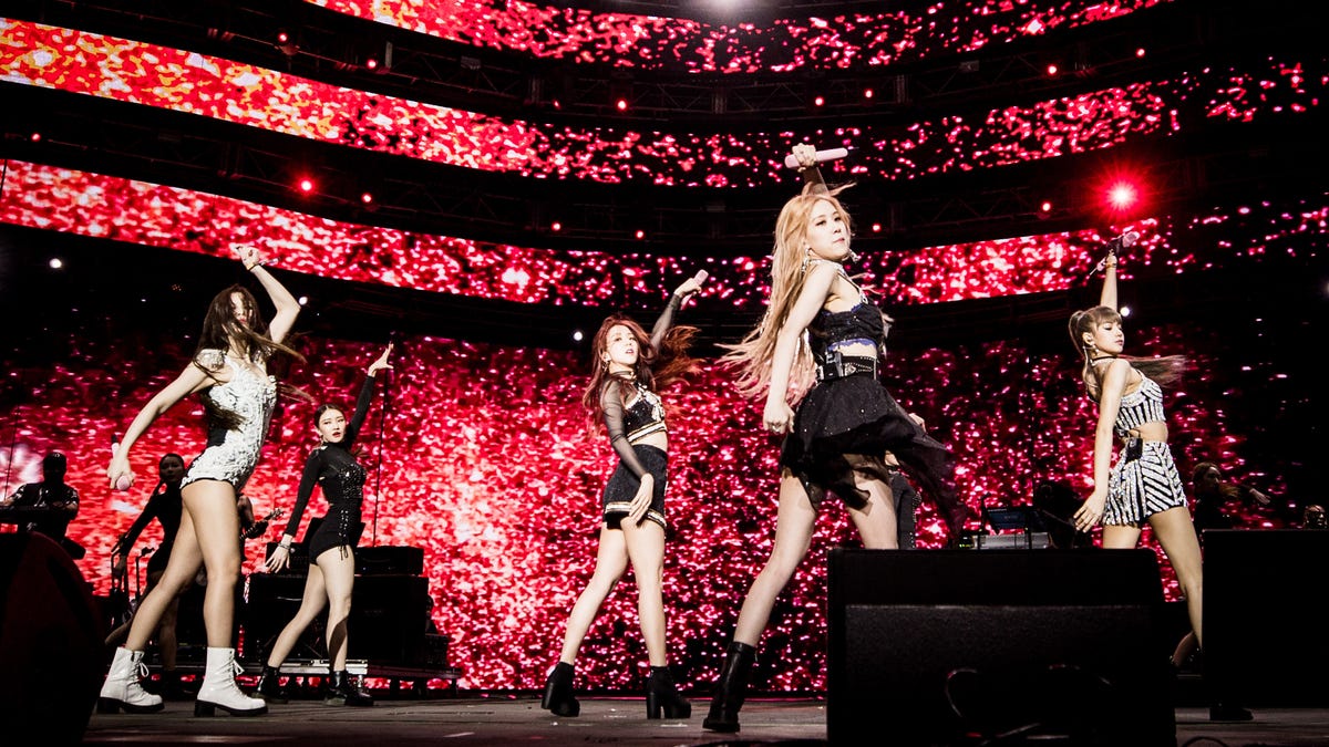 Blackpink Fans Protest KPop Girl Group's Bad Management Team