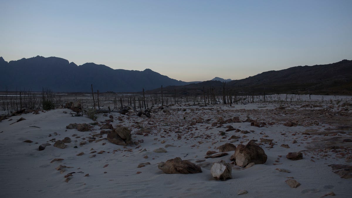 South Africa Rations Water As it Tries to Avoid 'Day Zero' Again - Gizmodo