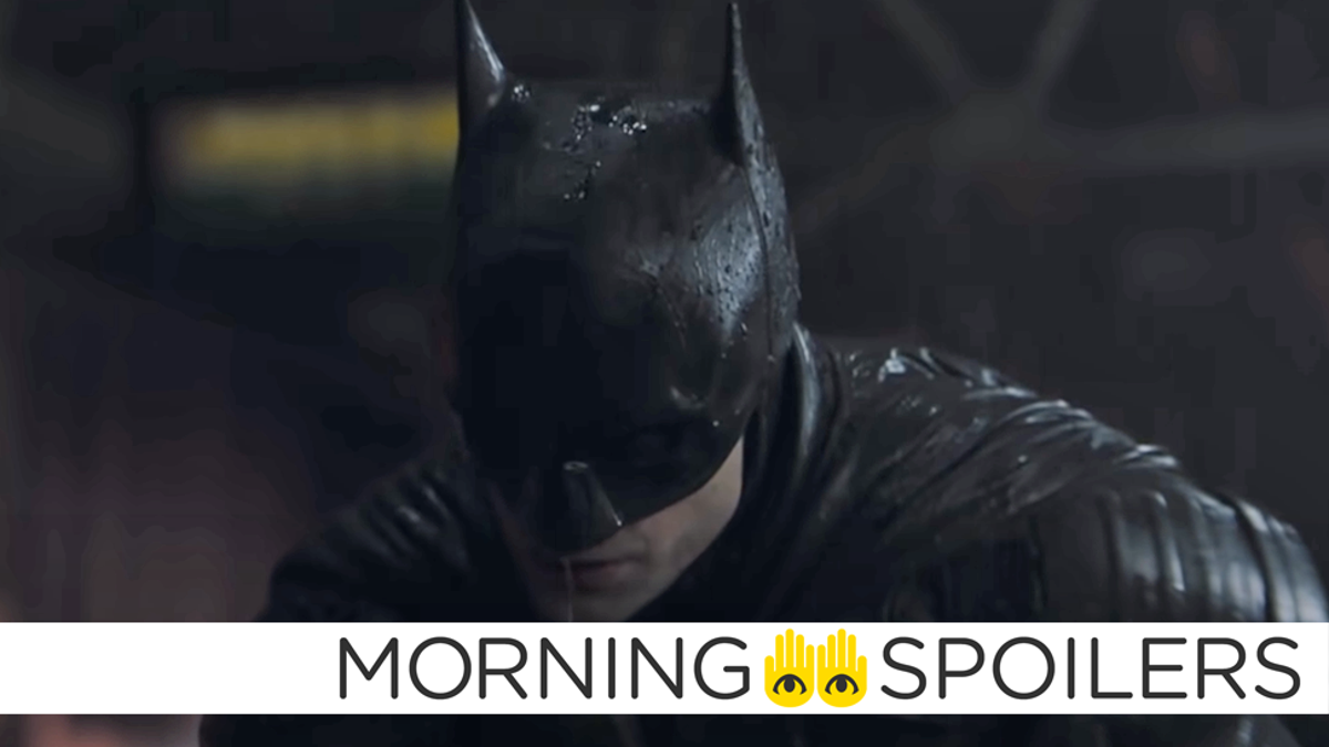 The Batman Flies High and Rides Fast in New Set Photos 1