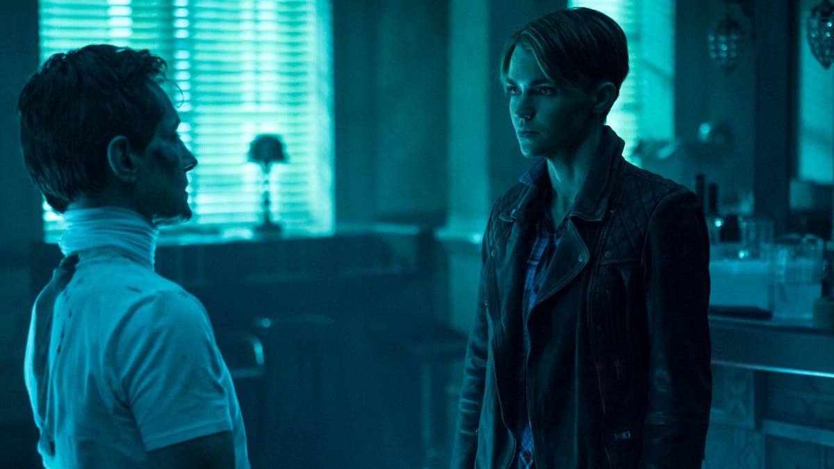 A Costume-Less Batwoman Just Crossed a Line Batman Rarely Has