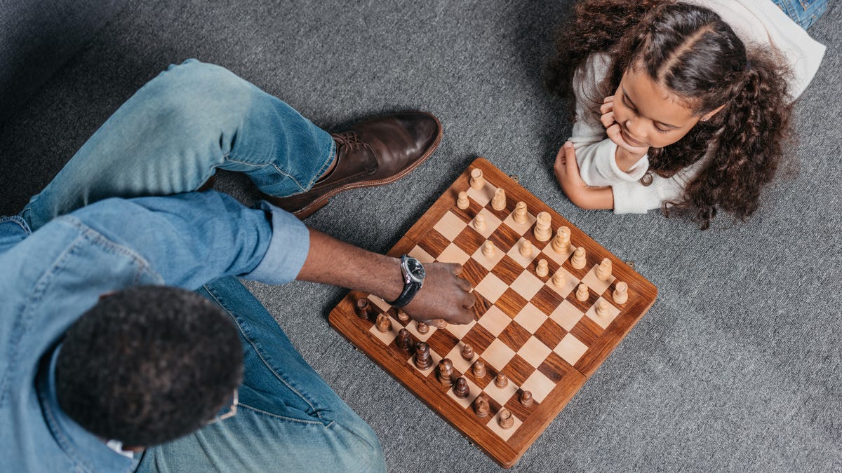 How to teach your child to play chess