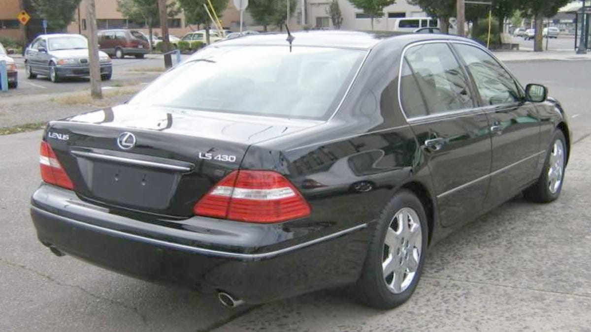 At 11 000 Is This 2005 Lexus Ls430 Ultra Luxury An Ultra Good