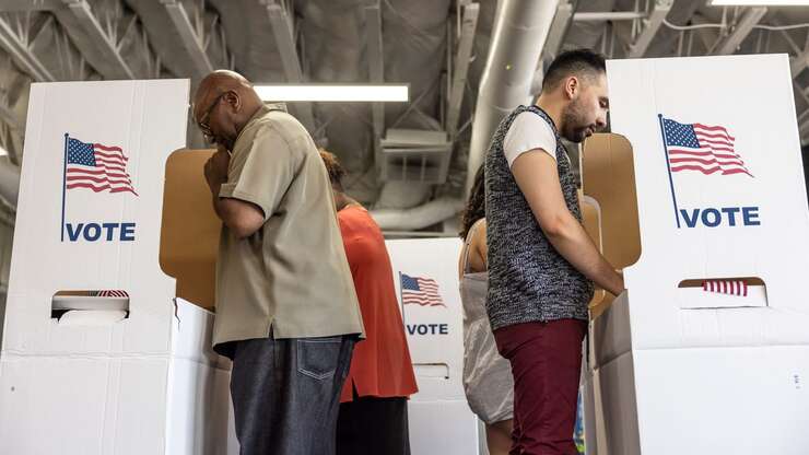 Image for Florida Republicans Pour Money Into Ron DeSantis' Election Cops