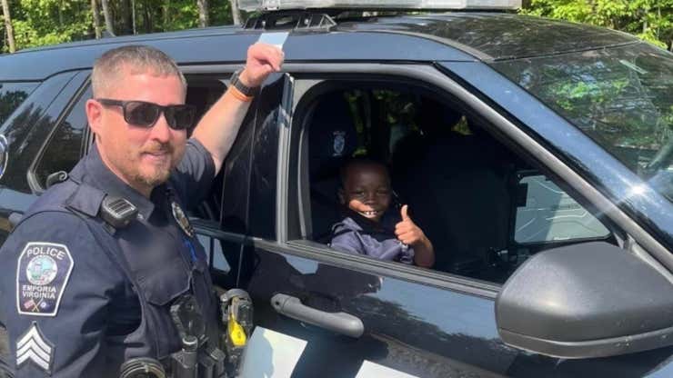 Image for Black Boy's Heartwarming Police Department Tour Goes Viral