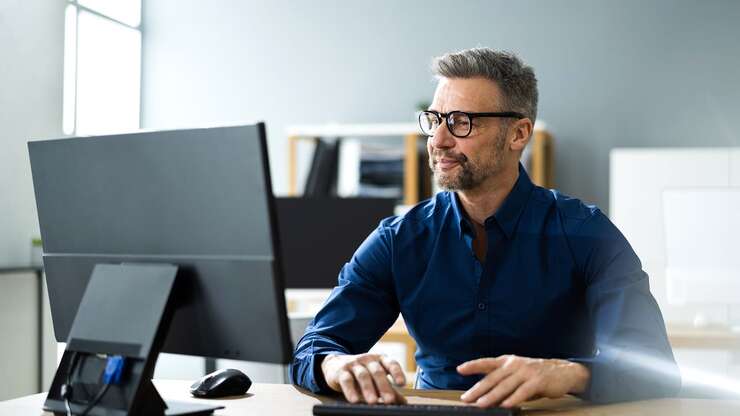 Image for Job Recruiter Combs Through Exciting Pool Of CEO’s Nephews