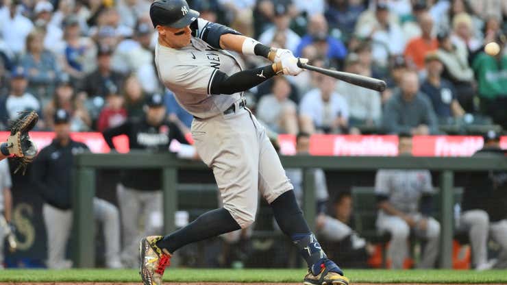 Image for Ailing Yankees pursue another victory over Mariners