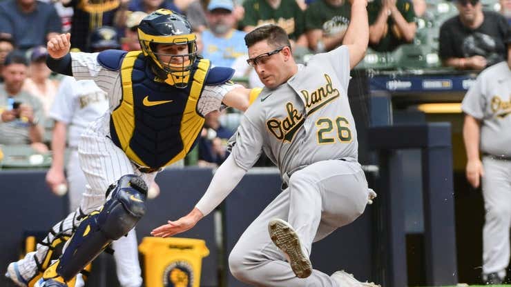 Image for Aledmys Diaz’s clutch hit sends A’s past Brewers in 10