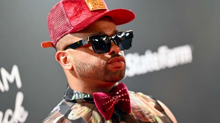 Image for Raz B Escapes From Hospital Window in Alarming Video