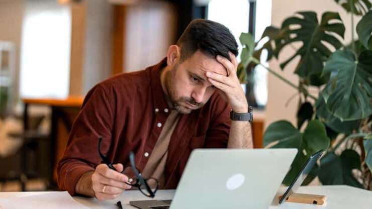 Image for Disillusioned Journalist Begrudgingly Adds Taylor Swift Reference To Article About Libya Flood