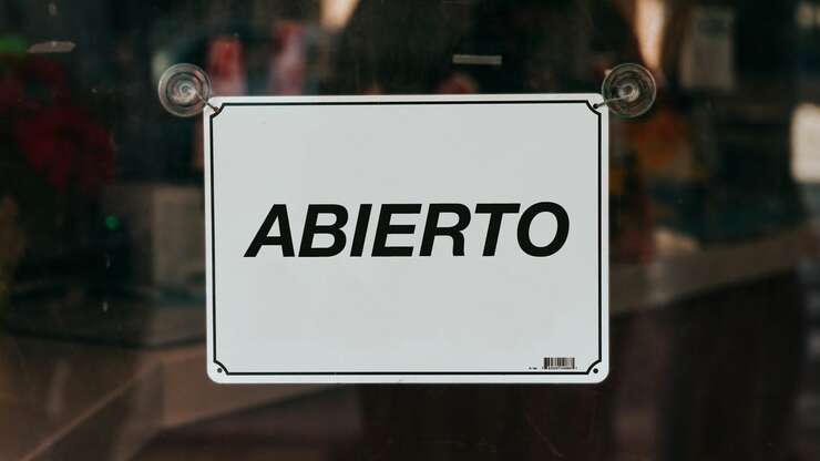 Image for Business Hopes Little Sign In Spanish Counts As Community Outreach